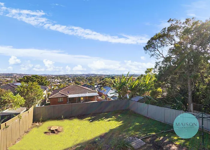 Charming Merewether Cottage